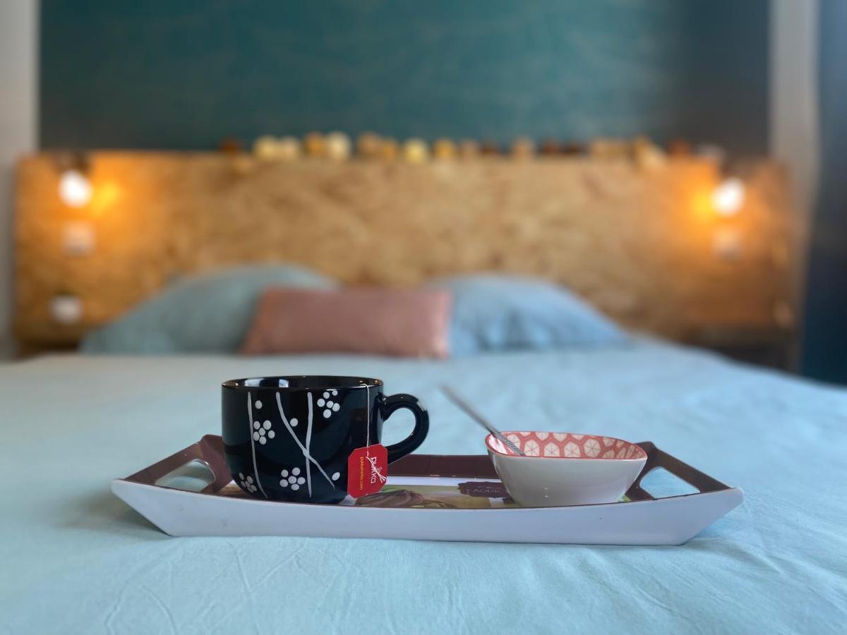 La Maison D'Angelique - Colocation Hoteliere A 150M Gare Tgv- Grande Cuisine Equipee & Salon - Fibre - Netflix Niort Luaran gambar