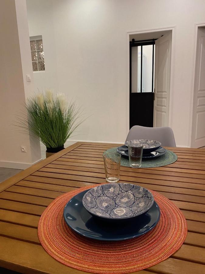 La Maison D'Angelique - Colocation Hoteliere A 150M Gare Tgv- Grande Cuisine Equipee & Salon - Fibre - Netflix Niort Luaran gambar