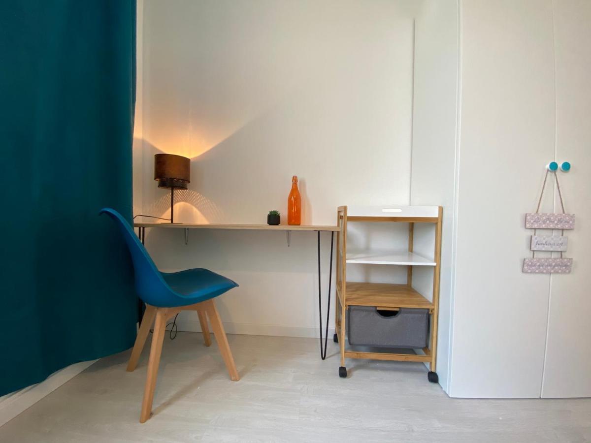 La Maison D'Angelique - Colocation Hoteliere A 150M Gare Tgv- Grande Cuisine Equipee & Salon - Fibre - Netflix Niort Luaran gambar