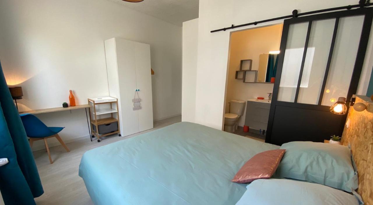 La Maison D'Angelique - Colocation Hoteliere A 150M Gare Tgv- Grande Cuisine Equipee & Salon - Fibre - Netflix Niort Luaran gambar