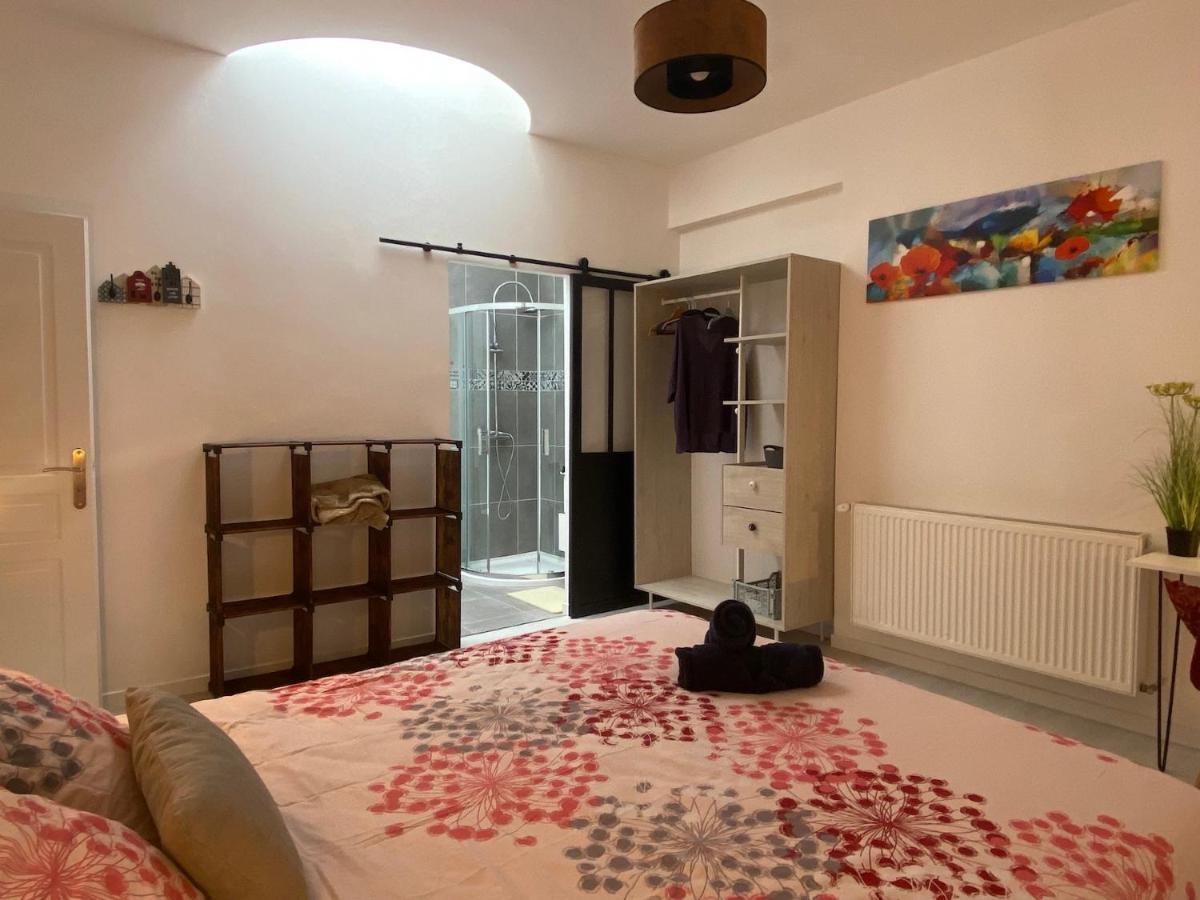 La Maison D'Angelique - Colocation Hoteliere A 150M Gare Tgv- Grande Cuisine Equipee & Salon - Fibre - Netflix Niort Luaran gambar